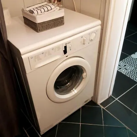 Modern Flat In Center Apartment *